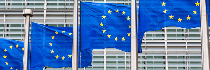 Belgien, Br ssel, Europaviertel, Quartier Europ en, Berlaymont, Europ ische Kommission, Europ ische Union, EU, Verwaltungsgeb ude, Flaggen